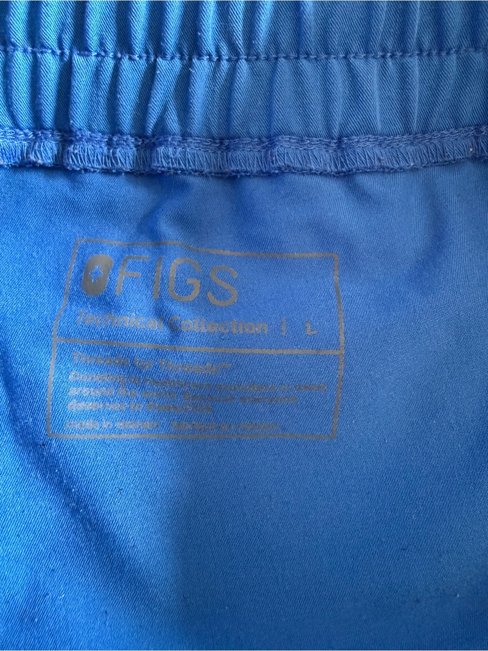 Figs Royal Blue Medical 3 Pocket Top and Jogger Bottoms- Solid Blue - Picture 3 of 3